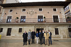 Casa de la Villa izenekoan udal instalazioak inauguratu dituzte