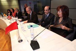 Alberto Catalán y María Jesús Vicente durante la Conferencia Sectorial de Inmigración