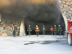 Simulacro de incendio en túnel de los bomberos de la ANE