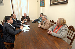 Reunión de los directores generales de Justicia y de Interior con los representantes municipales.