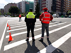 Agentes de la Policía Foral y Municipal de Pamplona. 