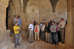 Las autoridades visitan el monasterio de Fitero