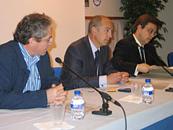 Imagen de la inauguración de la jornada. De izda a dcha: Javier Asín, José Carlos Esparza y Antonio García Ferrer.  