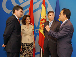 José Andrés Burguete, Teresa Ribera, José Javier Armendáriz y José Antonio Sánchez.