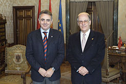 El Presidente Sanz y Juan Manuel Arza