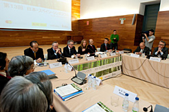 La ministra Jiménez y el Presidente Sanz en el Foro España Japón.