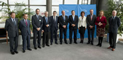 Presdientes autonomicos con Durao Barroso y el representante del Gobierno español