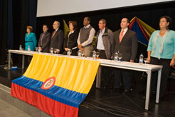 El embajador de Colombia se reúne con las asociaciones del país suramericano en Navarra