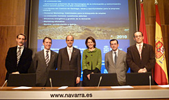 De izquierda a derecha: Martín, Lafuente, Catalán, Barcina, Gómez y Fernández.