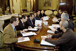 Reunión del Consejo Asesor de Justicia, presidido por el consejero Caballero. 