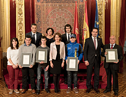 Foto de grupo de los premiados