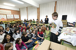 El Gobierno de Navarra potenciará la enseñanza de inglés en los ciclos de Infantil y Primaria 