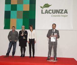 La Presidenta Barcina inaugura la nueva planta de Lacunza Kalor Group