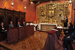El Gobierno asiste a la eucaristía en la capilla del Palacio de Navarra