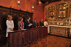 Eucaristía en la capilla del Palacio de Navarra