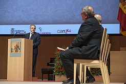 El Presidente Sanz, en un momento de su intervención ante los galardonados