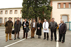 La consejera Kutz con el equipo de arquitectos y director de obra del nuevo Centro de Radioterapia de Navarra