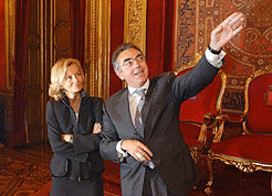 Visita de la ministra Salgado al Palacio de Navarra