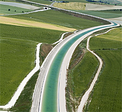 El Canal de Navarra