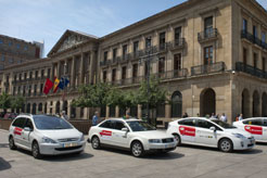 Presentación de la campaña publicitaria en taxis de turismo interno (1) 