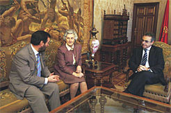 El Presidente Sanz recibe a la comisaria portuguesa para el Quinto Centenario de Francisco de Javier 