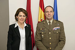 La Presidenta Barcina y el nuevo comandante militar de Navarra