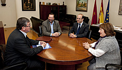 Reunión del consejero Catalán con SEPNA