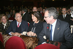 El Presidente Sanz, acompañado de su esposa Villar López, en los momentos previos al concierto.