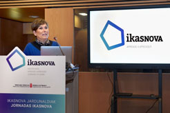 Presidenta Barkos y Solana Ikasnova