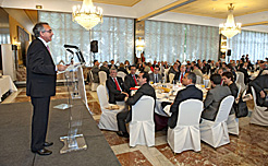 Intervención del Presidente Sanz en el desayuno-coloquio con empresarios navarros, organizado por el semanario económico Cinco Días.