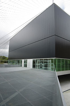 centro arte contemporaneo huarte
