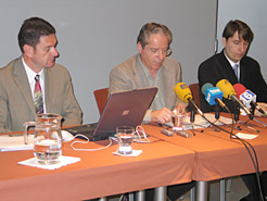 De izda a dcha: Pedro Zuazo, Javier Asín y Jesús Miguel Santamaría