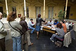 Una de las mesas electorales instaladas en 2007 en el INAP