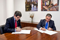 Iribas y Sarriá firman el convenio