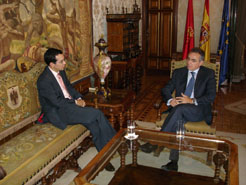 Encuentro del Presidente Sanz y del rector de la Universidad de Navarra