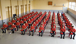 Los 107 alumnos del curso de policía