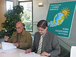 Imagen de la firma del convenio