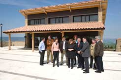 Los vecinos de Zariquiegui inauguran la nueva casa del concejo