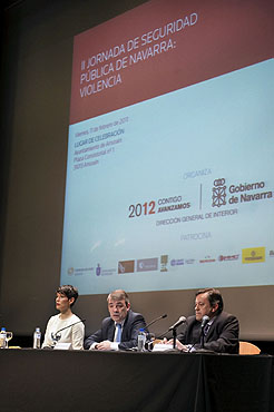 Elma Sáiz, Javier Caballero y Juan Ramón Rábade, en la inauguración de la jornada