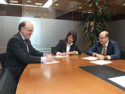 ARamburu, Valdemoros y Fernández firman el convenio