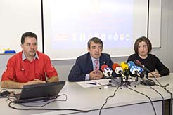 El comisario Escudero, el consejero Caballero y la concejala de Tudela, durante la rueda de prensa. 