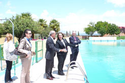 Los vecinos de Carcastillo inician la nueva temporada de piscina con nuevas instalaciones
