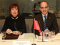 El consejero Catalán durante la reunión