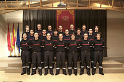 Los veinte aspirantes a bomberos