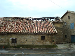 Imagen del inmueble que se ha visto afectado por el fuego en Aizoain.